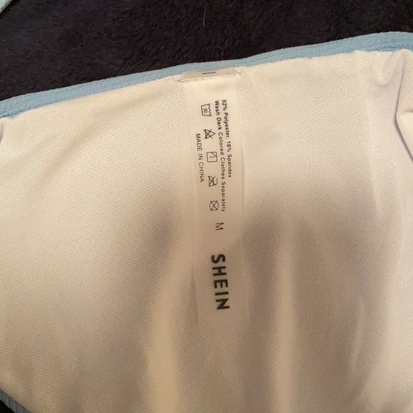 SHEIN triangle bikini swimsuit - Picture 4 of 4